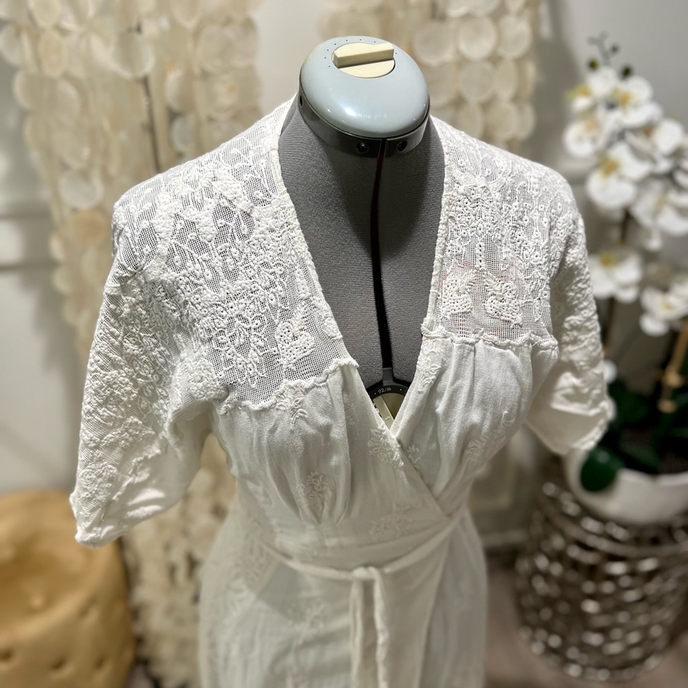 Zara Eyelet maxi Broaderie Embroidered Lace Romantic Ivory Cream dress size S